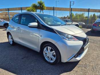 2014 - 1.0 VVT-i X-Pression 3dr