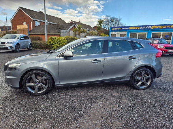 Used Volvo V40 2014 for sale - 78008269: Photo 2