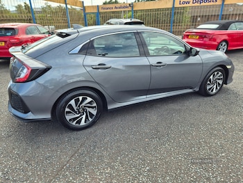 Used Honda Civic 2018 for sale - 79146258: Photo