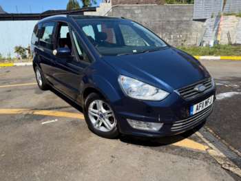 2011 (11) - 2.0 TDCi 140 Zetec* Pan Roof - FSH - 2 x keys - Alloys* 5-Door