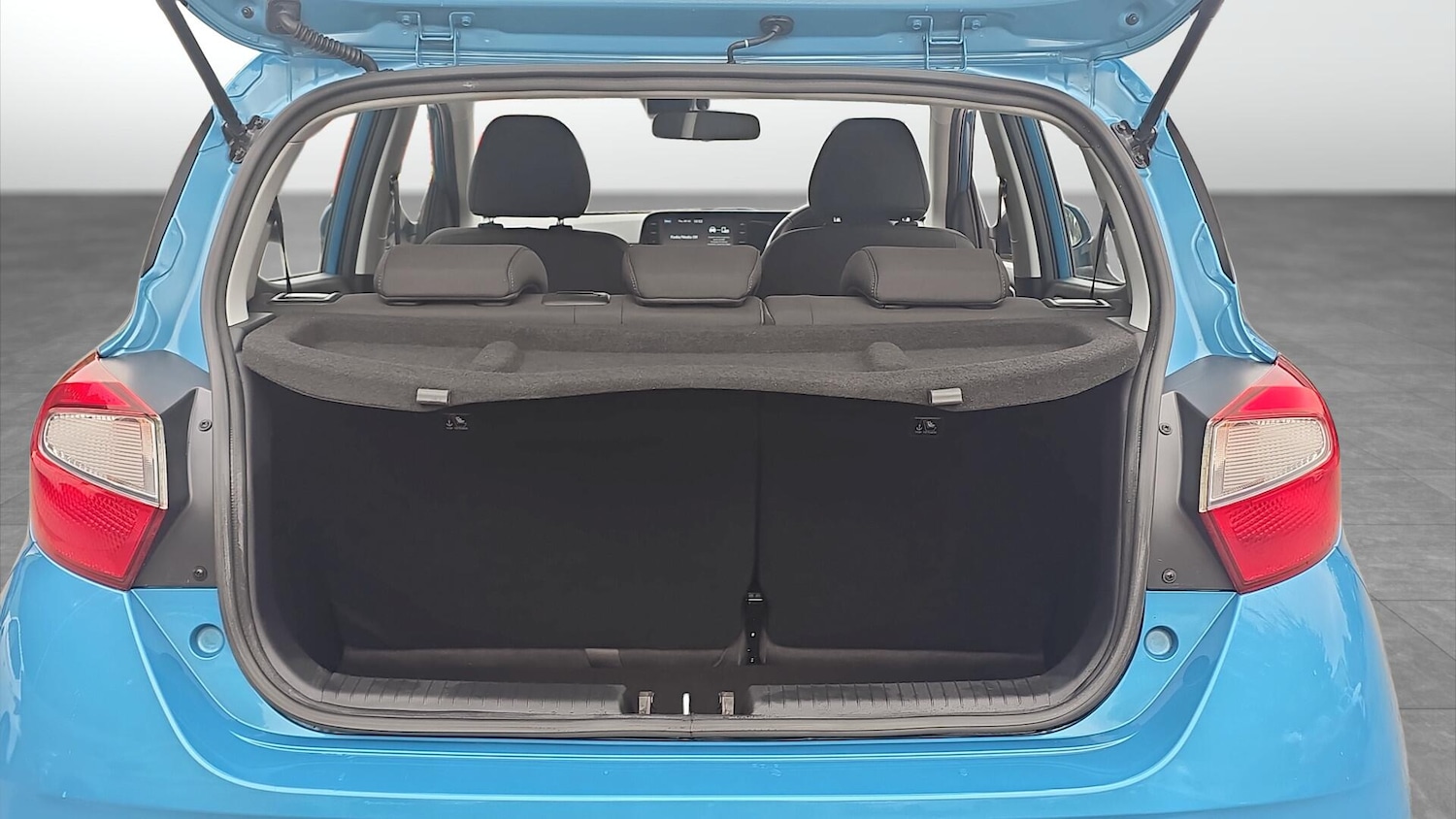 Used Hyundai i10 2021 for sale - 76152122: Photo 6