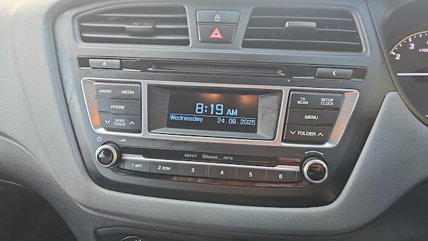 Used Hyundai i20 2016 for sale - 76336789: Photo 21