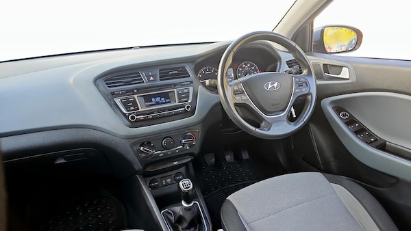 Used Hyundai i20 2016 for sale - 76336789: Photo 27