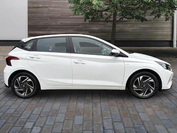 Used Hyundai i20 2023 for sale - 79725914: Photo