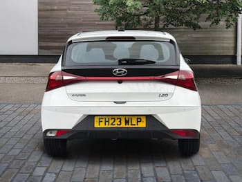 Used Hyundai i20 2023 for sale - 79725914: Photo