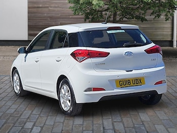 Used Hyundai i20 2018 for sale - 79248803: Photo