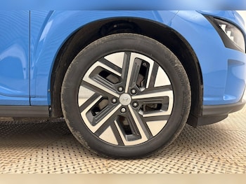 Used Hyundai KONA 2022 for sale - 79337334: Photo