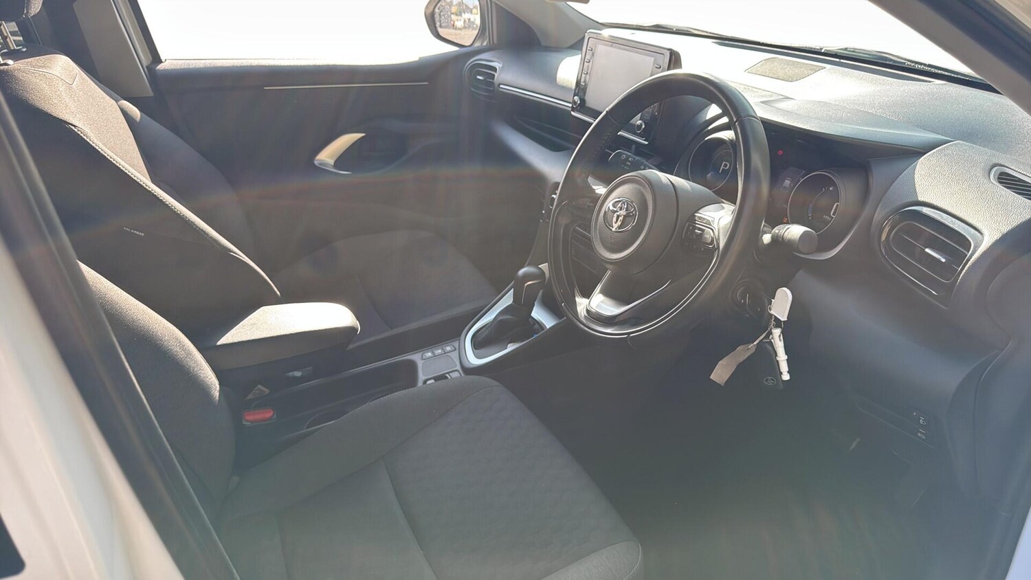 Used Toyota Yaris 2022 for sale - 75756605: Photo 17
