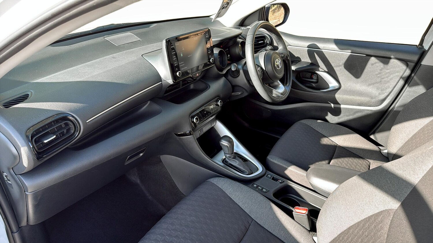 Used Toyota Yaris 2022 for sale - 75756605: Photo 27