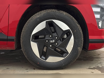 Used Hyundai KONA 2024 for sale - 78965734: Photo