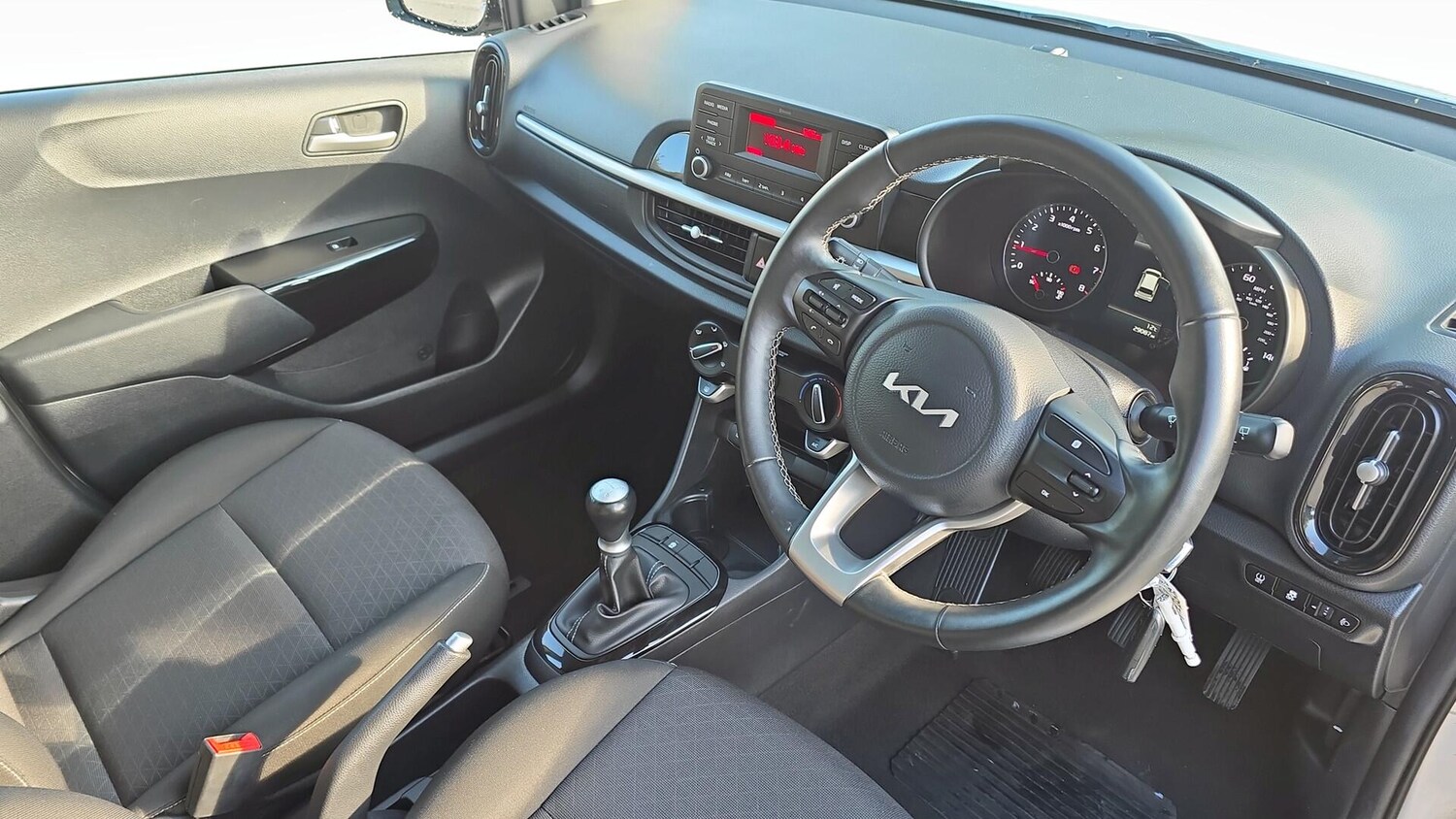 Used Kia Picanto 2023 for sale - 76042056: Photo 17