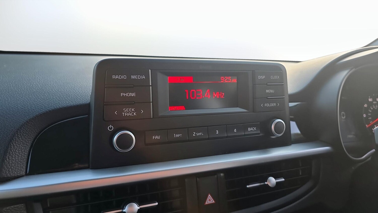 Used Kia Picanto 2023 for sale - 76042056: Photo 23