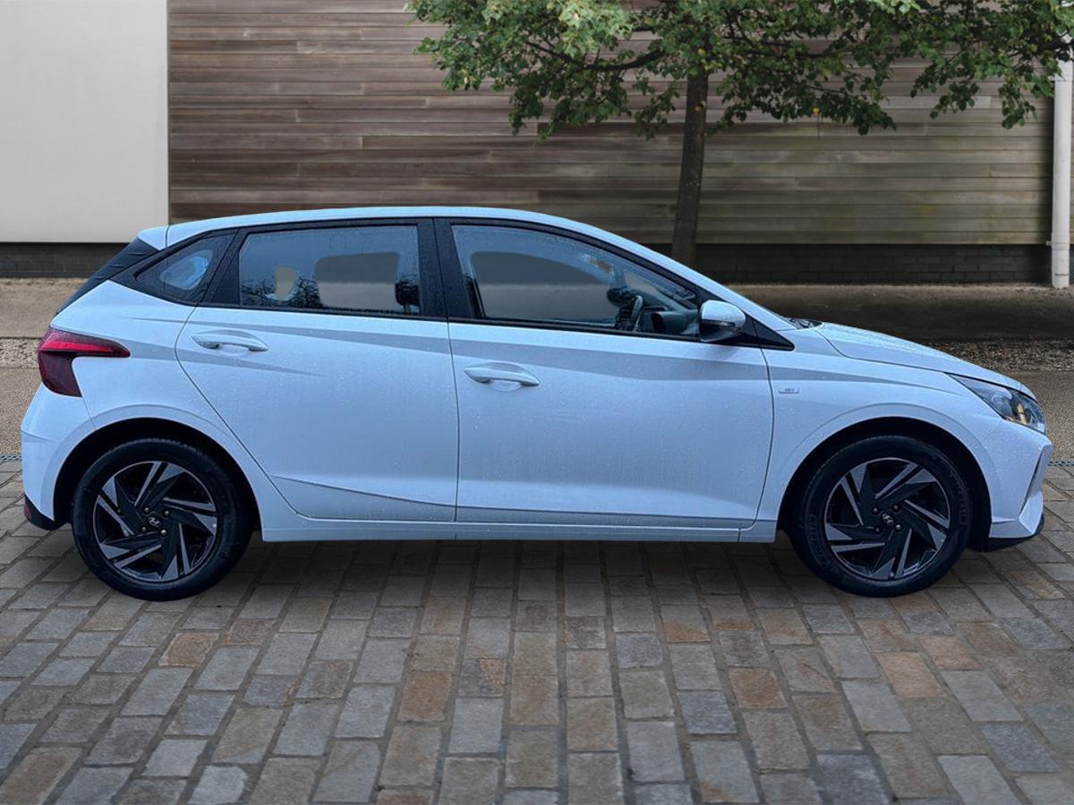 Used Hyundai i20 2022 for sale - 76913501: Photo 2