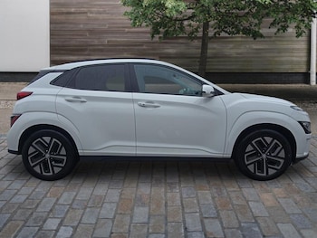 Used Hyundai KONA 2021 for sale - 77637582: Photo