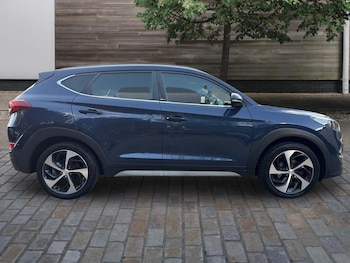 Used Hyundai TUCSON 2017 for sale - 76499753: Photo