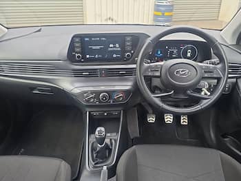 Used Hyundai BAYON 2023 for sale - 79465105: Photo
