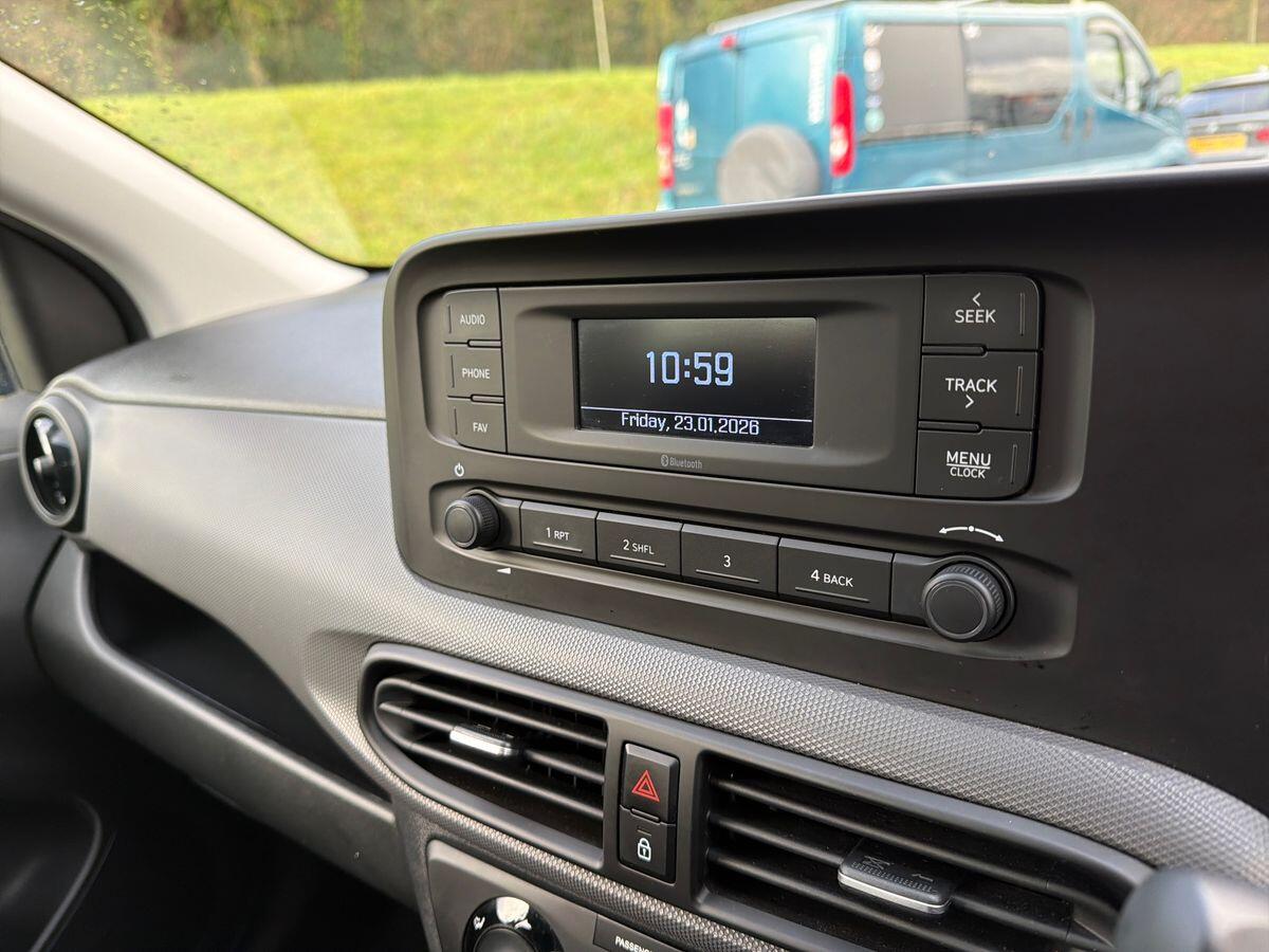 Used Hyundai i10 2022 for sale - 77343914: Photo 17