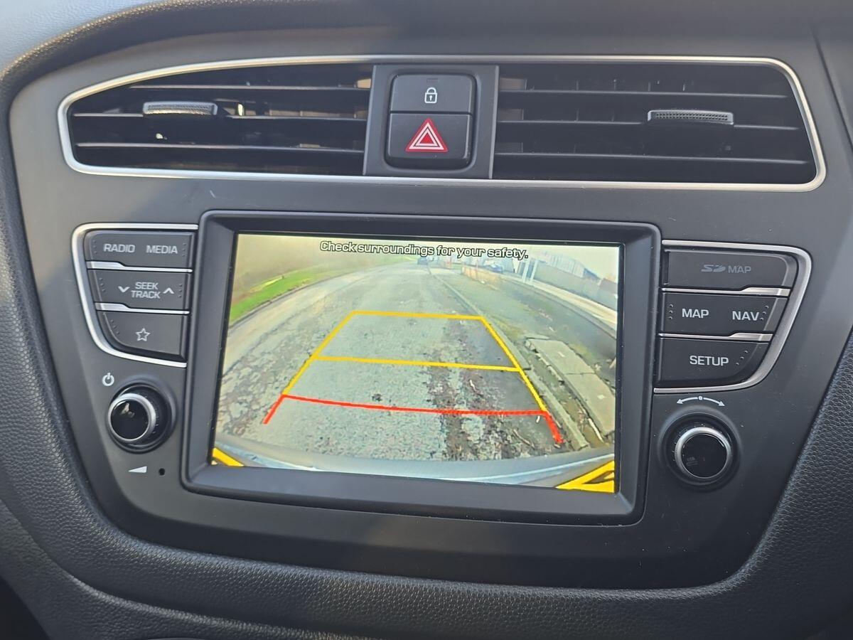 Used Hyundai i20 2020 for sale - 77412283: Photo 17