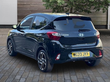 Used Hyundai i10 2023 for sale - 79317264: Photo