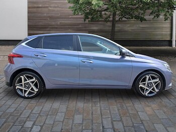 Used Hyundai i20 2024 for sale - 78388413: Photo
