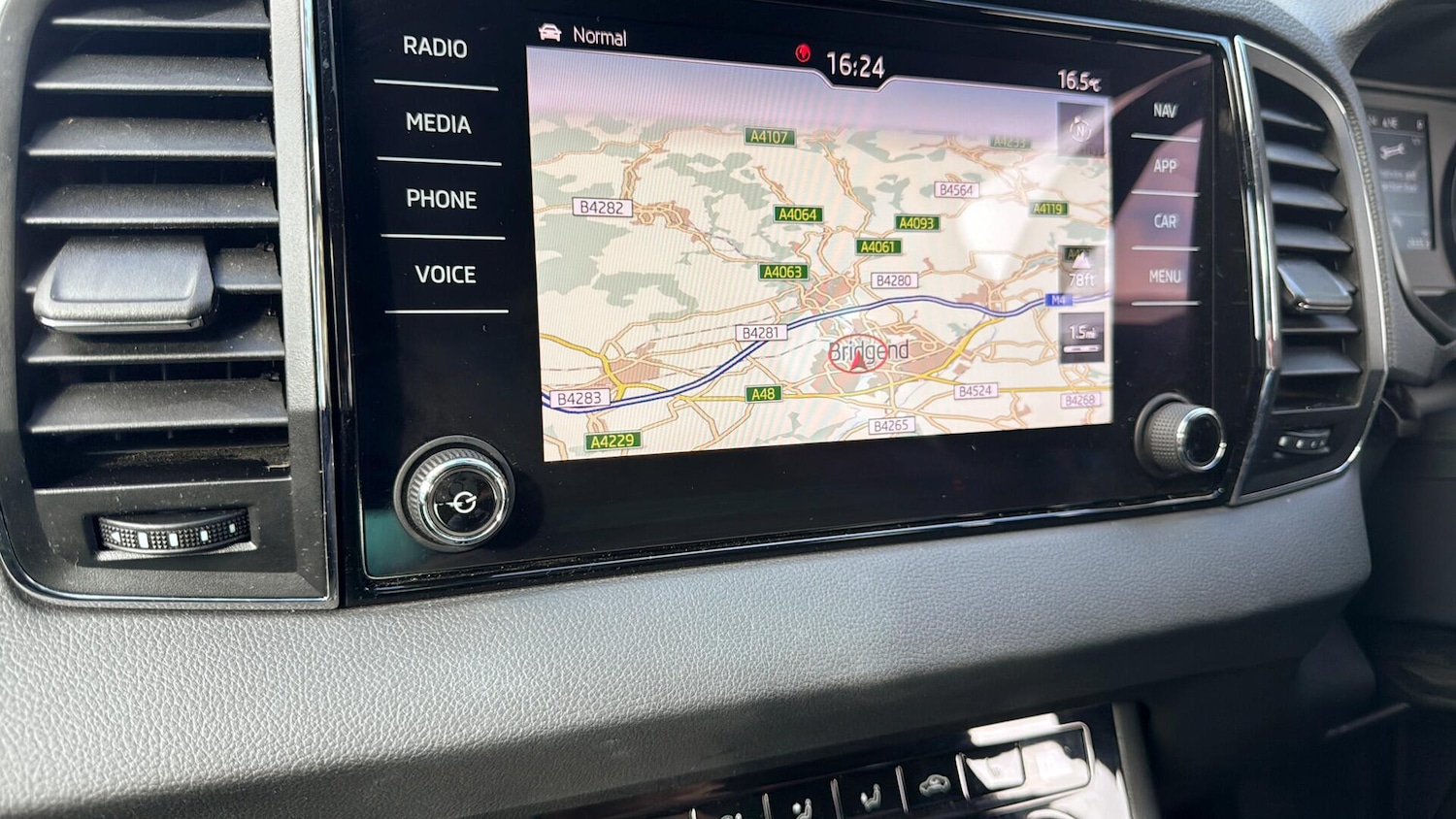 Used Skoda Karoq 2020 for sale - 76988945: Photo 23