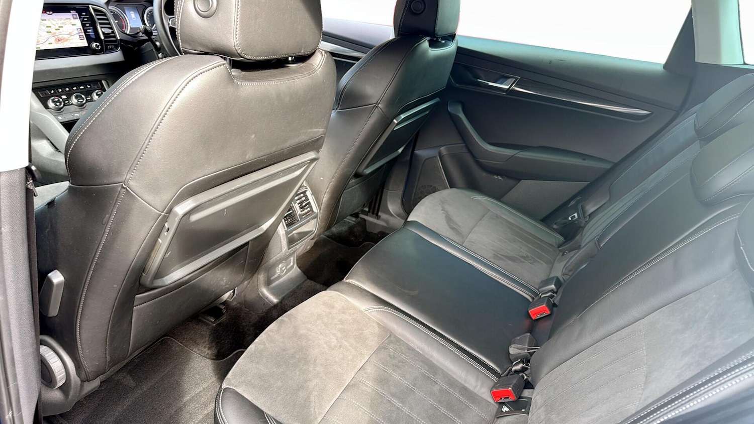 Used Skoda Karoq 2020 for sale - 76988945: Photo 29