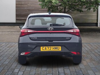 Used Hyundai i20 2022 for sale - 77723813: Photo