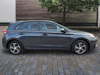 Used Hyundai i30 2023 for sale - 78384636: Photo