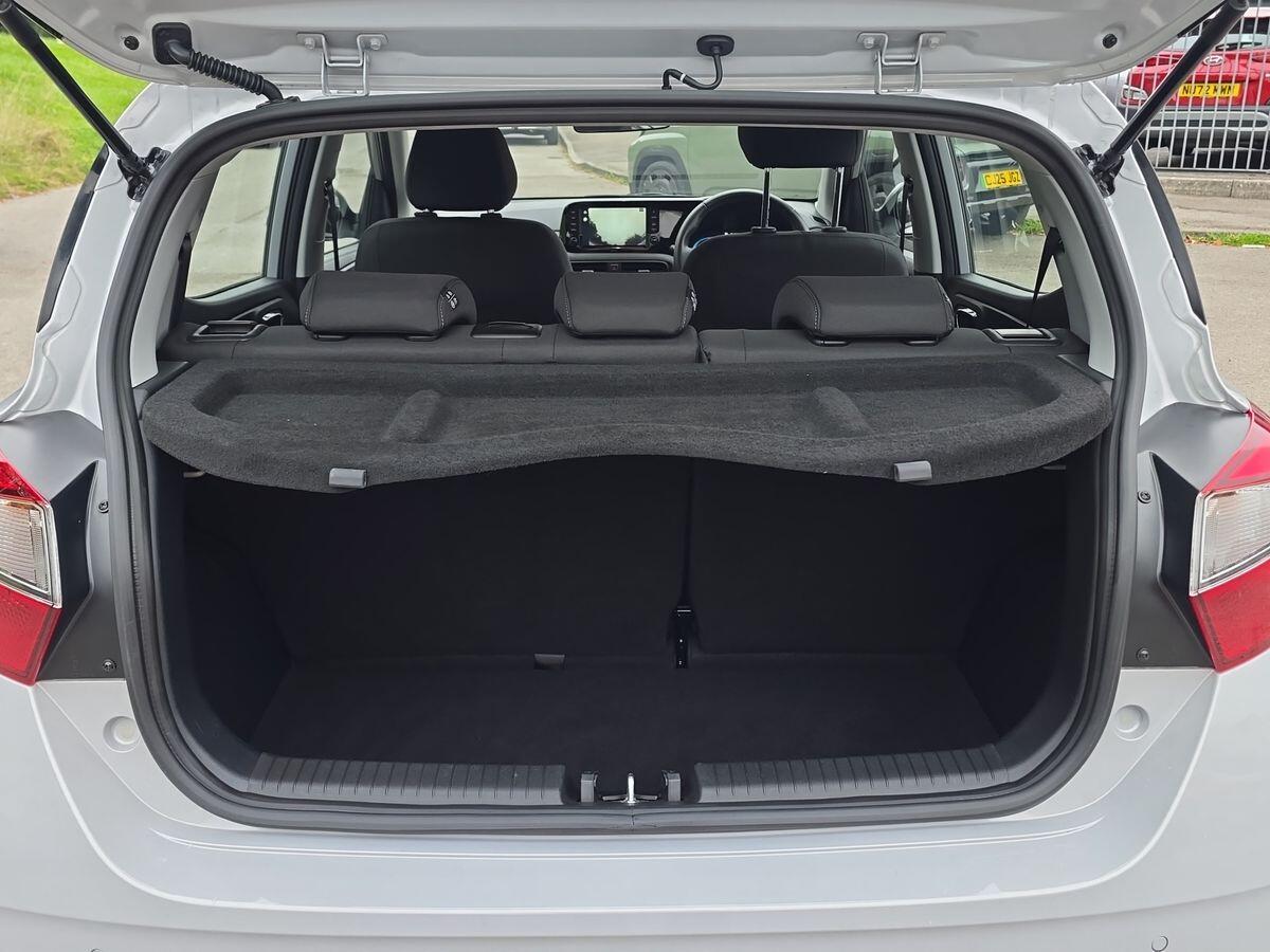 Used Hyundai i10 2024 for sale - 76174771: Photo 20