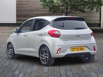 Used Hyundai i10 2022 for sale - 79540684: Photo