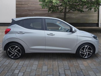 Used Hyundai i10 2022 for sale - 79540684: Photo