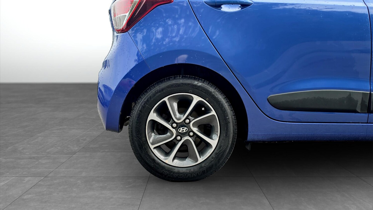 Used Hyundai i10 2019 for sale - 76060571: Photo 13