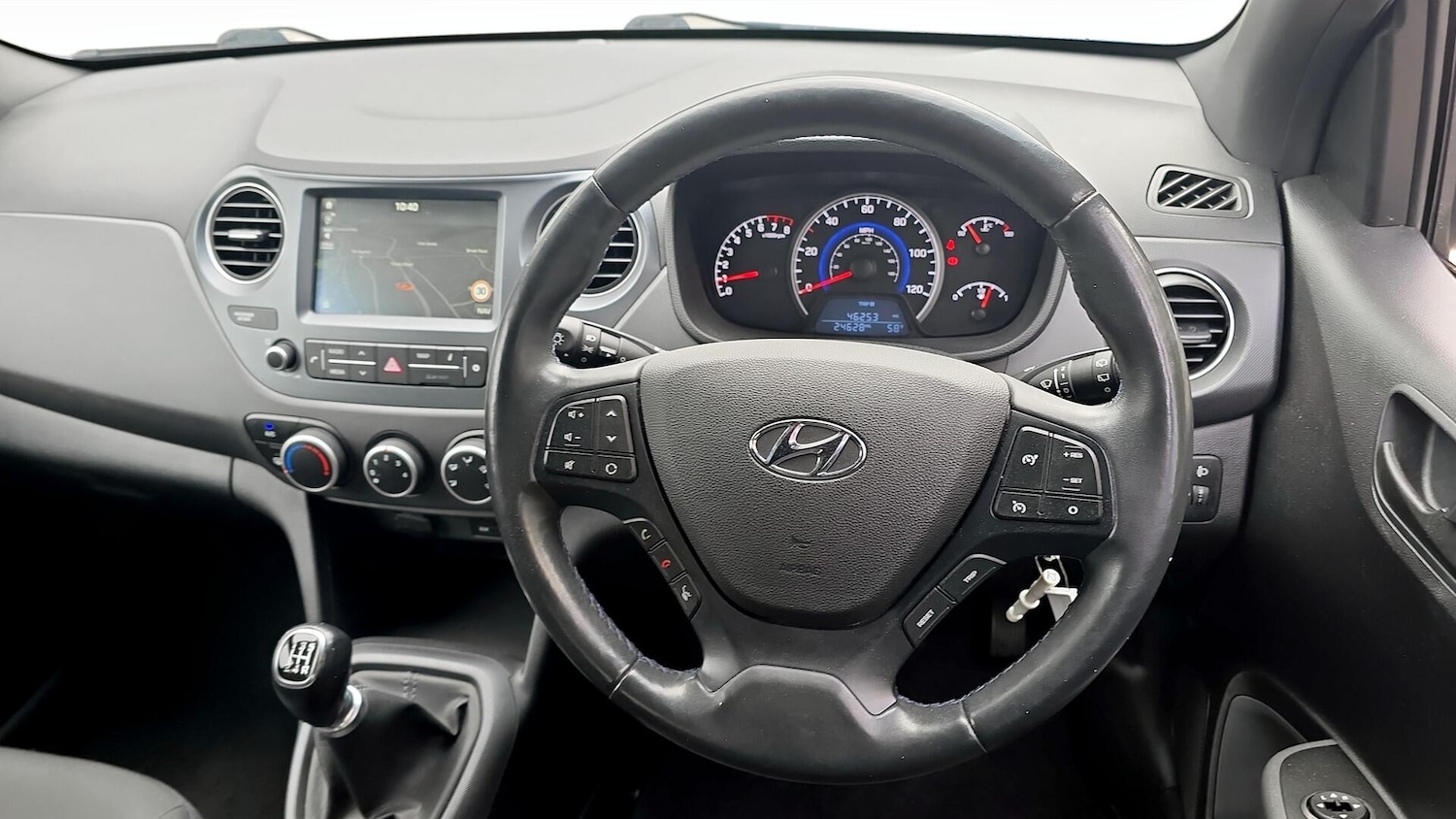 Used Hyundai i10 2019 for sale - 76060571: Photo 19