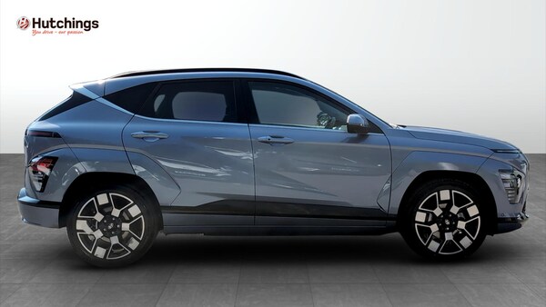 Used Hyundai KONA 2025 for sale - 74324031: Photo 2