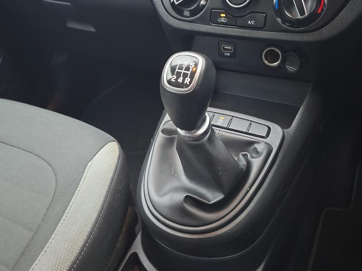 Used Hyundai i10 2021 for sale - 76538024: Photo 18