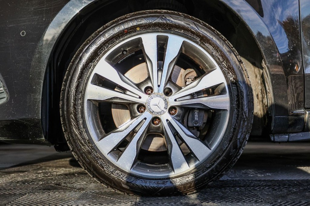 Used Mercedes-Benz V-Class 2017 for sale - 76604911: Photo 13