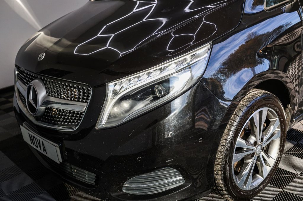 Used Mercedes-Benz V-Class 2017 for sale - 76604911: Photo 17