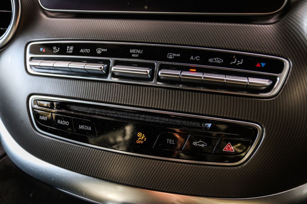 Used Mercedes-Benz V-Class 2017 for sale - 76604911: Photo 38