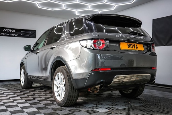 Used Land Rover Discovery Sport 2016 for sale - 76291048: Photo 12