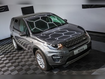 Used Land Rover Discovery Sport 2016 for sale - 76291048: Photo 3