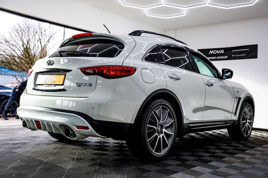 Used Infiniti QX70 2016 for sale - 77563746: Photo 10