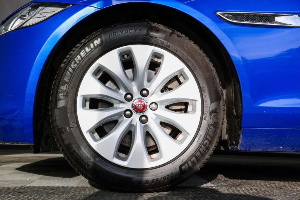 Used Jaguar XF 2019 for sale - 76345447: Photo 16
