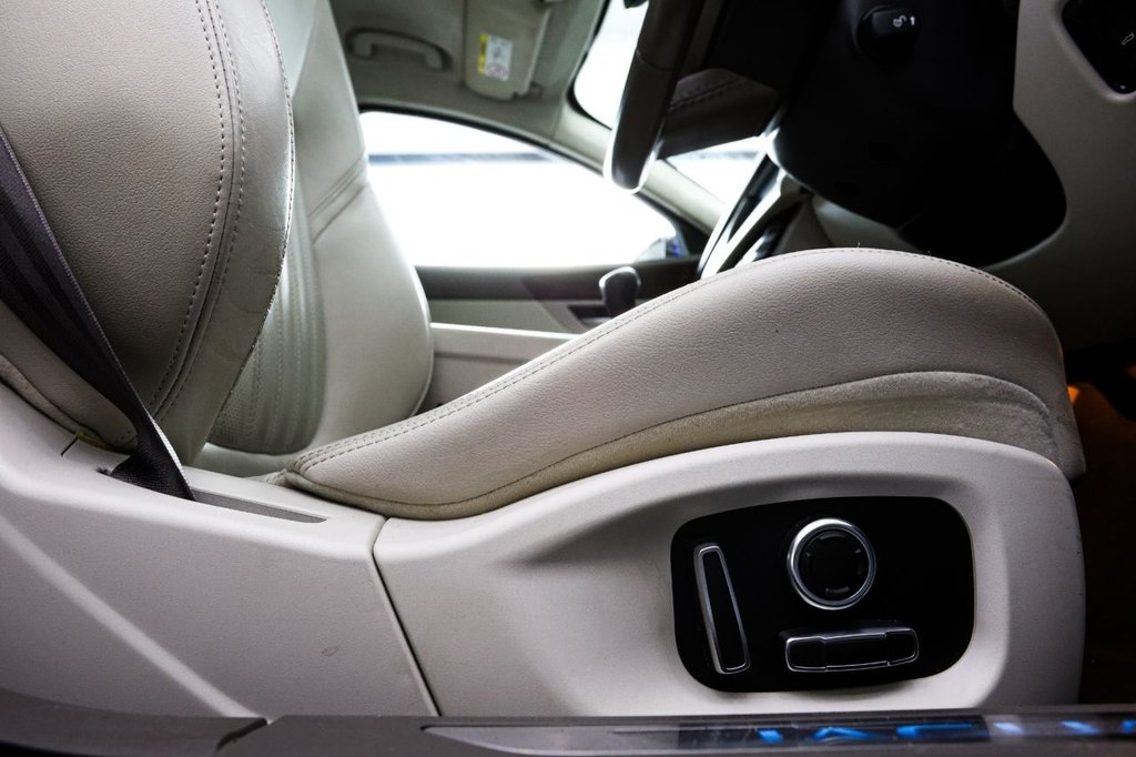 Used Jaguar XF 2019 for sale - 76345447: Photo 32