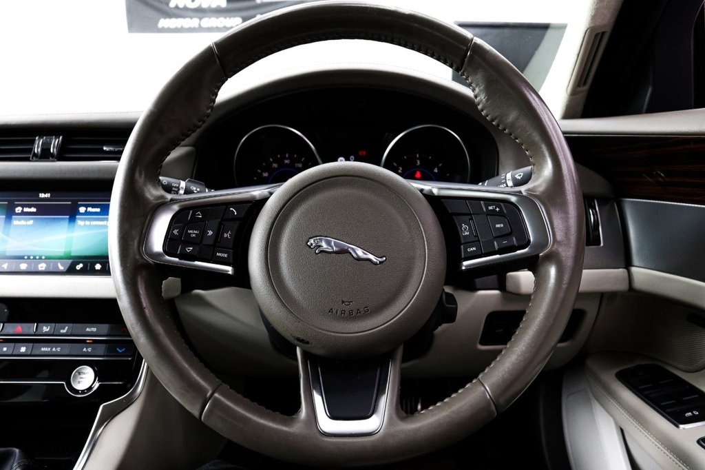 Used Jaguar XF 2019 for sale - 76345447: Photo 36