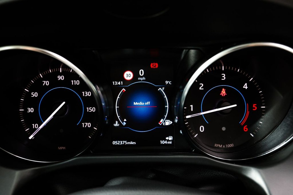 Used Jaguar XF 2019 for sale - 76345447: Photo 41