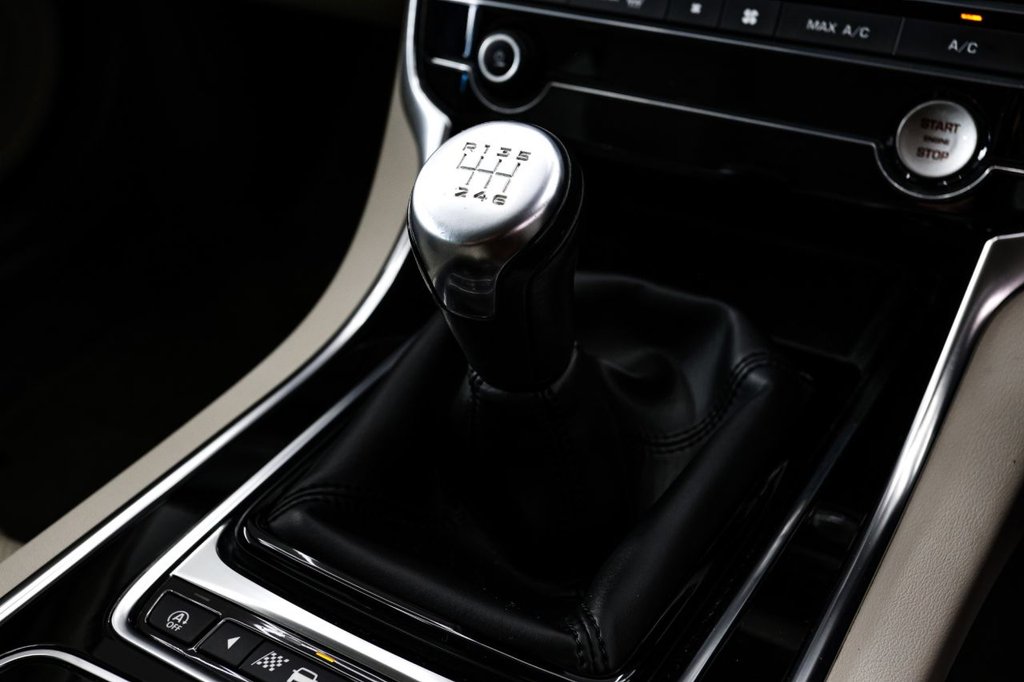 Used Jaguar XF 2019 for sale - 76345447: Photo 49
