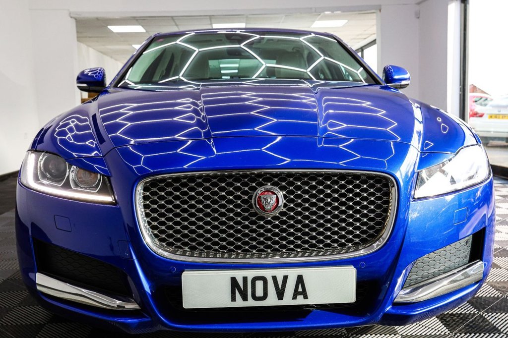 Used Jaguar XF 2019 for sale - 76345447: Photo 7