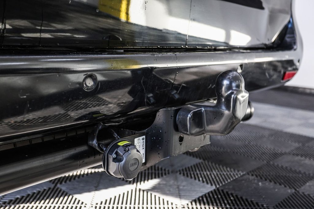 Used Mercedes-Benz V-Class 2017 for sale - 77110404: Photo 24