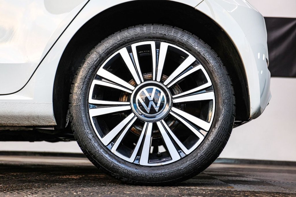 Used Volkswagen up! 2021 for sale - 77199789: Photo 15