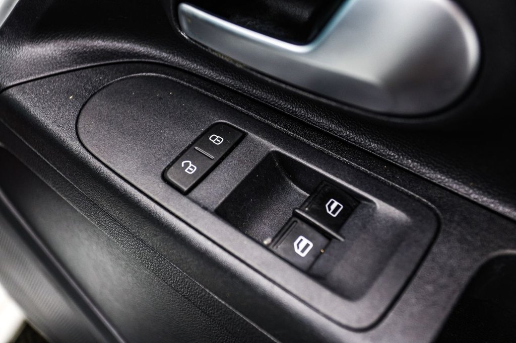 Used Volkswagen up! 2021 for sale - 77199789: Photo 28